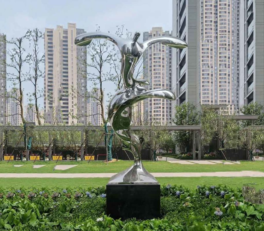 تماثيل حديقة الحديقة المعاصرة الحلي مجردة الفولاذ المقاوم للصدأ النحت