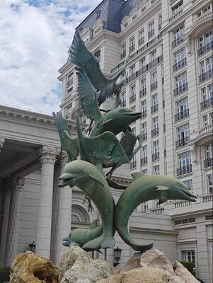 Outdoor contemporary Bronze Sculpture Casting Dolphin For Plaza Decoration